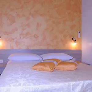 la-fenice-lampedusa.sicilyhotelsitaly.net/